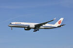 B-32DM @ ESSA - Rwy 01L - by wijken