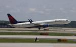 N931DQ @ KATL - DAL 739 zx atl-gsp - by FloridaMetal