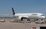 D-AIXY @ KORD - Airbus A350-941