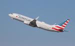 N926AN @ KLAX - AAL 738 zx lax-bna - by FloridaMetal