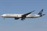 HL7783 @ LOWW - Korena Air 777-300 - by Andy Graf