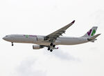EC-NYJ @ LEBL - Landing rwy 24R - by Shunn311