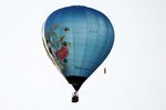 G-CLXE - Floating over Pulborough, W Sussex