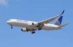 N684UA @ KORD - Boeing 767-3CB/ER - by Mark Pasqualino