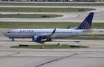 N73278 @ KORD - Boeing 737-824 - by Mark Pasqualino