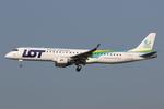 SP-LNF @ LOWW - LOT EMB190 - by Andy Graf