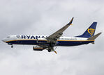 EI-EMM @ LEBL - Landing rwy 24R with blended scimitar winglets - by Shunn311