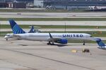 N29129 @ KORD - Boeing 757-224