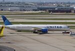 N12021 @ KORD - Boeing 787-10 Dreamliner - by Mark Pasqualino