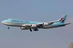 HL7610 @ LOWW - Korean Air Cargo 747-8
