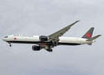 C-FJZS @ LEBL - Landing rwy 24R in new c/s - by Shunn311