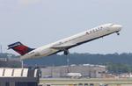 N933AT @ KATL - DAL 712 zx atl-hou - by FloridaMetal