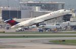 N934AT @ KATL - DAL 712 zx atl-day - by FloridaMetal