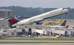 N936AT @ KATL - DAL 712 zx atl-mdt - by FloridaMetal