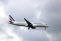 F-HZUK @ EKCH - F-HZUK landing rw 04L - by Erik Oxtorp