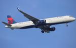 N118DY @ KMCO - DAL A321 zx dtw-mco - by FloridaMetal