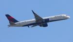 N551NW @ KATL - DAL 752 zx atl-mia - by FloridaMetal