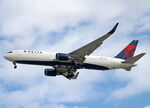 N175DZ @ LEBL - Landing rwy 24R - by Shunn311