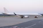 N28888 @ LOWW - Untiled EMB190 - by Andy Graf