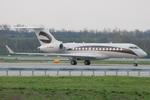 OE-III @ LOWW - Untiled BD700 - by Andy Graf