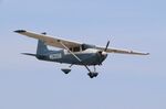 N5325B @ KOSH - Cessna 182