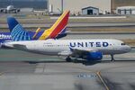 N889UA @ KSFO - Sky Terrace SFO 2025 - by Clayton Eddy