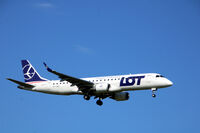 SP-LMD @ EKCH - SP-LMD landing rw 04L - by Erik Oxtorp