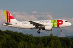 CS-TTO @ LSGG - TAP A319