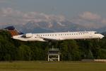 D-ACNW @ LSGG - Eurowings CRJ900