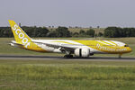 9V-OFK @ LOWW - Scoot Boeing 787