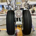 N69824 @ KSFO - Nose gear. SFO 2025