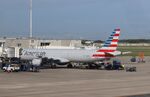 N192UW @ KMCO - Airbus A321-211 - by Mark Pasqualino