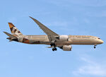 A6-BNA @ LEBL - Landing rwy 24R - by Shunn311