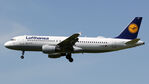 D-AIZF @ LSZH - at zrh - by Ronald
