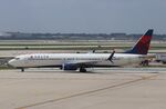 N822DN @ KORD - Boeing 737-932/ER - by Mark Pasqualino