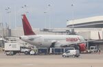 HK-5352 @ KORD - Airbus A320-251N - by Mark Pasqualino