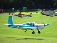 D-ECPY @ EDST - verry short final - by Volker Leißing