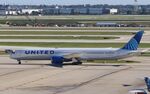 N14011 @ KORD - Boeing 787-10 Dreamliner - by Mark Pasqualino