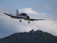 G-GSCD @ EDST - Short final at 20th OTT Hahnweide 2025 - by Volker Leißing