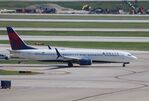 N875DN @ KORD - Boeing 737-932