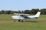 N10689 @ C77 - Cessna 150L