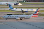 N861NN @ KORD - Boeing 737-823 - by Mark Pasqualino