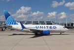 N14704 @ KORD - Boeing 737-724 - by Mark Pasqualino