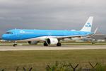 PH-AXH @ EGCC - Manchester - EGCC 22-08-25 - by Chris Hall