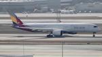 HL7771 @ KLAX - Asiana A359