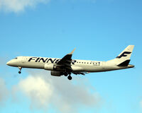 OH-LKL @ EKCH - OH-LKL landing rw 22L - by Erik Oxtorp