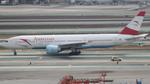 OE-LPE @ KLAX - Austrian 772
