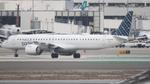 C-GKQU @ KLAX - Porter E195-E2