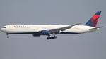 N832MH @ KLAX - Delta 764 - by AviationLover50