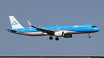 PH-AXG @ EHAM - at spl - by Ronald